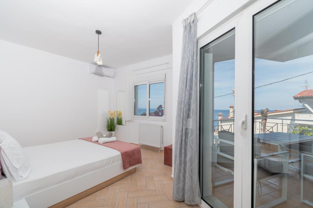 Anesis Seaview Apartment ネオス・マルマラス エクステリア 写真
